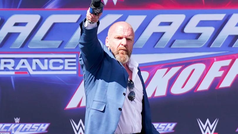 Triple H chystá personální změnu ve SmackDownu