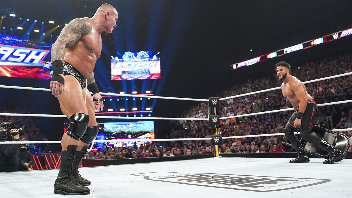 Randy Orton vs. Tama Tonga