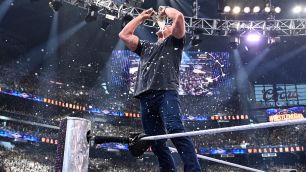 Stone Cold Steve Austin má potvrzenou účast v dějišti WrestleManie 42