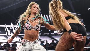 WWE NXT nějak začíná docházet dech. Již druhý týden po sobě se značným poklesem