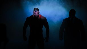 Zákulisní novinky o návratu Brona Breakkera do ringu WWE