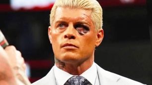 Cody Rhodes naštěstí o oko nepřijde, ale ...