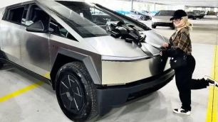 Proč Liv Morgan lituje, že si koupila Tesla Cybertruck?