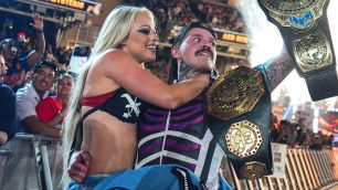Dominik Mysterio a Liv Morgan nesnášejí své nástupovky