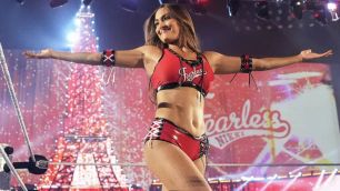 Jak je na tom zraněná Nikki Bella před blížící se WrestleManii 42?