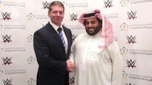 Pokud by Saúdská Arábie koupila WWE, tak by Vince McMahon zůstal ve vedení