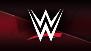 V zákulisí WWE se intenzivně diskutuje o návratu bývalé hvězdy
