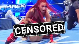 Vtipná reakce Charalotte Flair na její odhalené pozadí ve SmackDownu