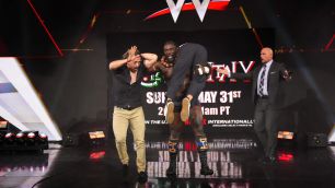 Jsou Los Garza na odchodu z WWE poté, co je Oba Femi zničil v show RAW?