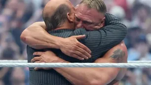 Paul Heyman prozradil, co si s Brockem Lesnarem řekli během emotivního momentu na WrestleManii 42