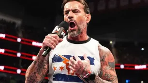 Před návratem do WWE se CM Punk nejprve vrátí do MMA