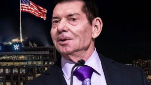 Vince McMahon údajně ignoroval varování ohledně obrovské vlajky na sídle WWE