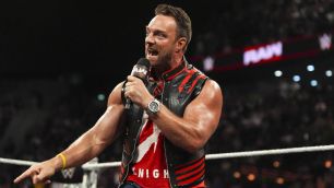 LA Knight reaguje na kritiku svého věku: Jsem spolehlivější než mnozí mladší wrestleři