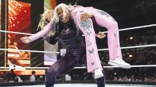 Stevie Richards kritizuje WWE: „Slepí vedou slepé.“ Po zápase Jade Cargill poukázal na větší problém