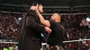 Seth Rollins poslal Romanu Reignsovi vzkaz: Na SummerSlamu chci znovu rozplakat tvou rodinu