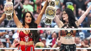 WWE změnila plány pro obhajobu titulů Paige a Brie Belly