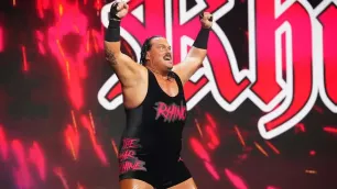 Rhino se znovu objevil v AEW, Casino Gauntlet Match míří na kartu All In