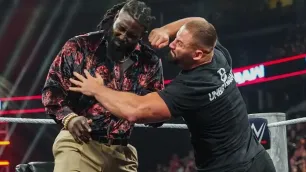 Souboj Oba Femi vs. Bron Breakker může přinést velký návrat