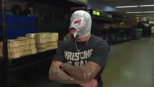 Rey Mysterio získal další příležitost bojovat o titul