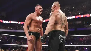 WWE dvakrát zrušila plánovaný zápas Brocka Lesnara s GUNTHEREM, ale stále existuje šance