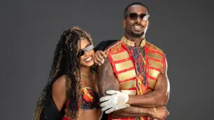 Bianca Belair se s Montezem Fordem stali rodiči