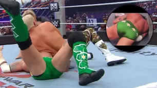 Měl CM Punk během zápasu na SummerSlamu nepříjemnou nehodu?