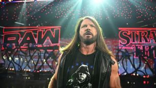 WWE potvrdila segmenty a zápasy pro zítřejší show RAW v Düsseldorfu