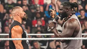 Během show RAW byl potvrzen zápas Oba Femi vs. Bron Breakker