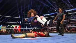 Nia Jax čelila ve SmackDownu urážlivým pokřikům kvůli své váze