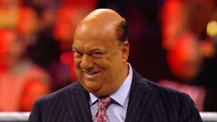 Kdo volal Paulu Heymanovi během WWE Sunday Night’s Main Event?