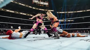 Chyba Tatum Paxley připravila Charlotte Flair a Alexu Bliss o vítězství