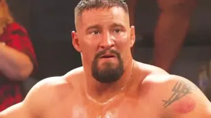 Alarmující statistika Brona Breakkera před dnešním zápasem na WWE Sunday Night's Main Event