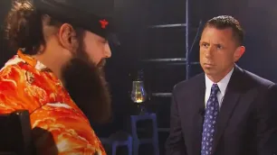 Michael Cole odhalil zrušený příběh s Brayem Wyattem