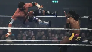 Matt Cardona stanovil časový plán návratu do WWE po operaci tricepsu