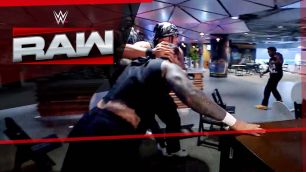 WWE RAW Preview: The Bloodline vs. 946, Liv Morgan poprvé jako šampionka a další