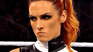 Becky Lynch zuří kvůli vítězství IYO SKY v kategorii wrestlerka roku