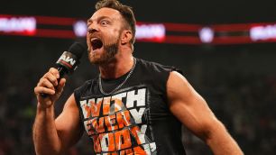 Důvod, proč se LA Knight neobjevil v pondělní show RAW