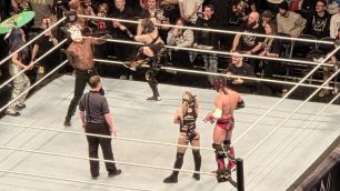 Překvapivý Mixed Tag Team Match s Alexou Bliss na WWE Live Eventu