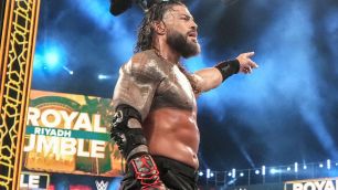 Jey Uso zveřejnil tajemnou zprávu po vítězství Romana Reignse na WWE Royal Rumble