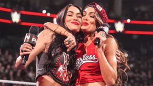 SPOILER: The Bella Twins jsou zpět a jejich cílem je ...