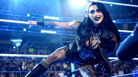 Rhea Ripley poslala Stephanie Vaquer vzkaz během absence své ve WWE