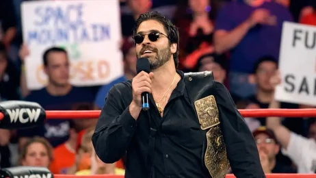 Vince Russo údajně jednal o návratu do kreativního týmu WWE