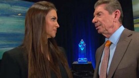 Zákulisní novinky o rezignaci Stephanie McMahon a návratu Vince McMahona do WWE