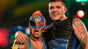 Rey Mysterio podepsal nový kontrakt s WWE 