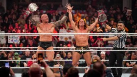 První hodina show RAW se zápasem o týmové tituly přitáhla k obrazovkám téměř 2 miliony diváků