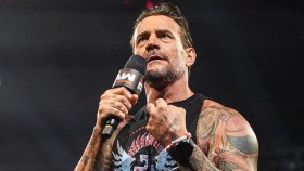 CM Punk v show RAW odkazoval na nechvalně proslulou tiskkovku AEW All Out