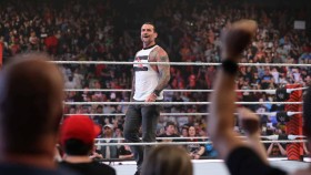 CM Punk požádal fanoušky, aby ho přestali pronásledovat