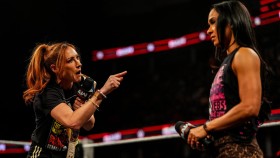 Změnila WWE plány pro zápas AJ Lee vs. Becky Lynch na WrestleManii 42?