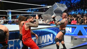 Pondělní show RAW může SmackDownu jen tiše závidět