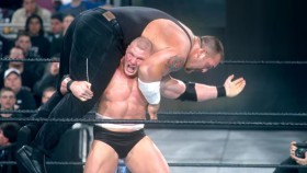 Big Show se doslova p*sral v ringu po F5. Co na to Brock Lesnar?
